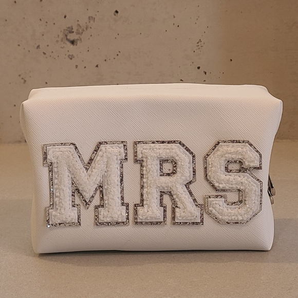 MRS Makeup Bag - Picture 5 of 9